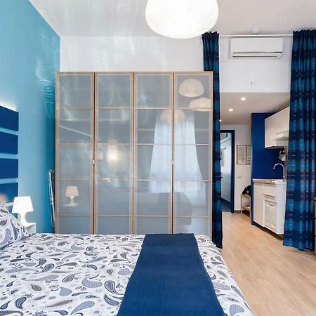 Appartamento Blu A Milano Zona Ripamonti Vicino Allo Ieo Exterior foto